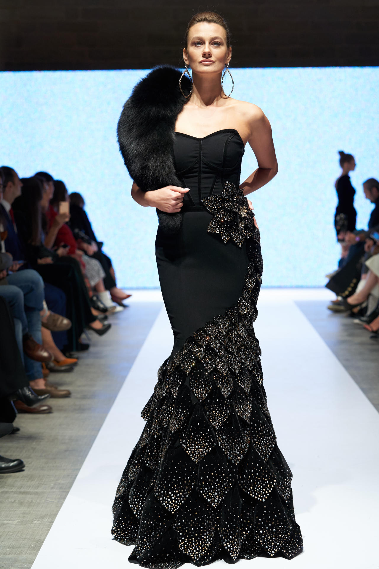 Юбилейный Azerbaijan Fashion Week – нарушение правил, загадки Африки, гламур Востока и Запада (ФОТО)