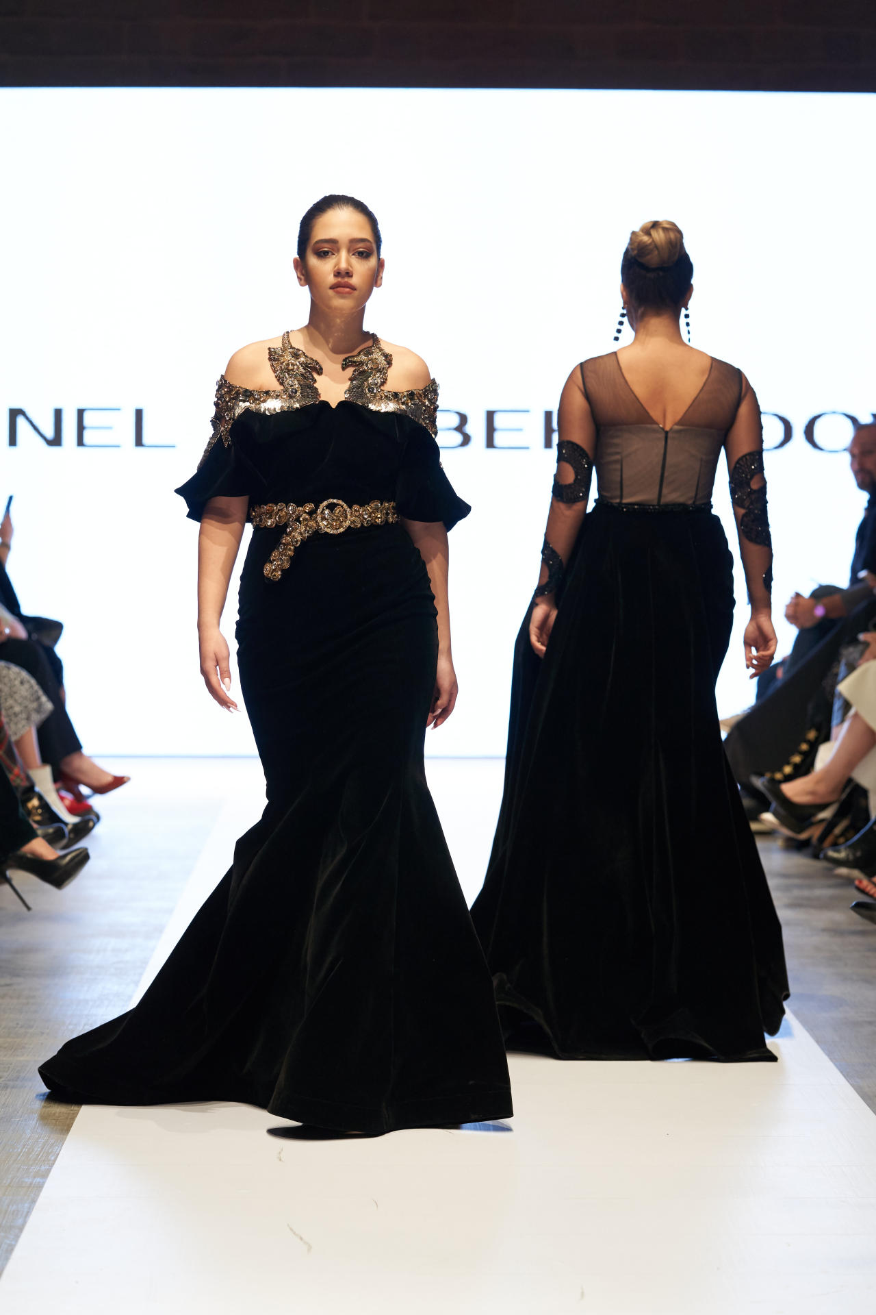 Юбилейный Azerbaijan Fashion Week – нарушение правил, загадки Африки, гламур Востока и Запада (ФОТО)