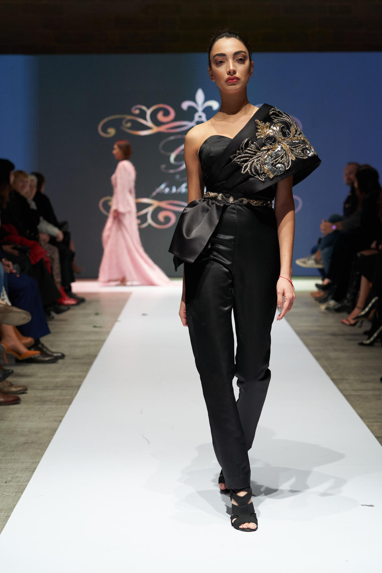 Юбилейный Azerbaijan Fashion Week – нарушение правил, загадки Африки, гламур Востока и Запада (ФОТО)