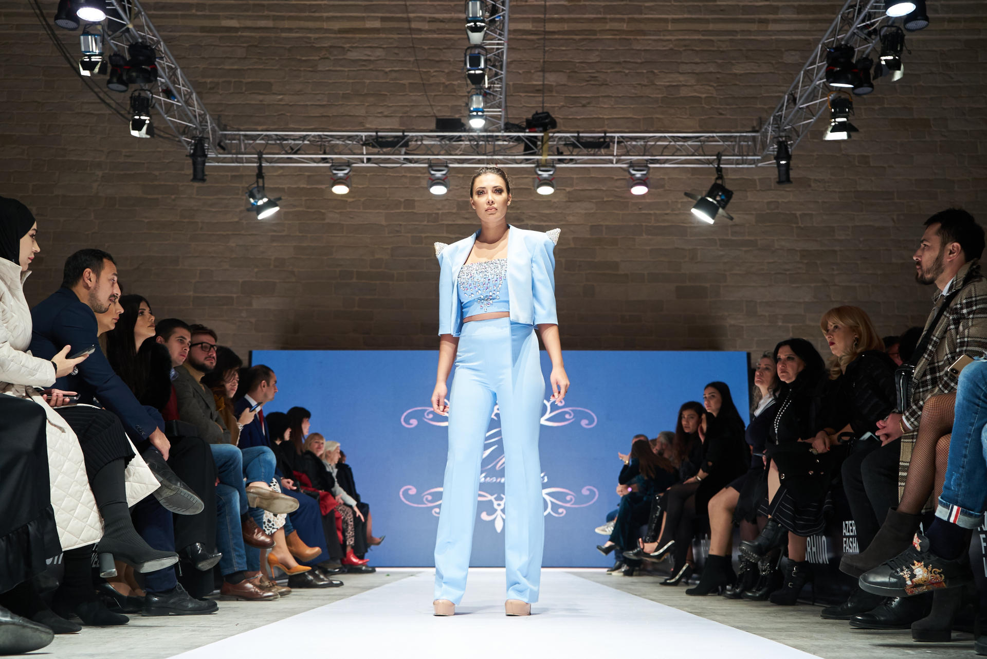 Юбилейный Azerbaijan Fashion Week – нарушение правил, загадки Африки, гламур Востока и Запада (ФОТО)