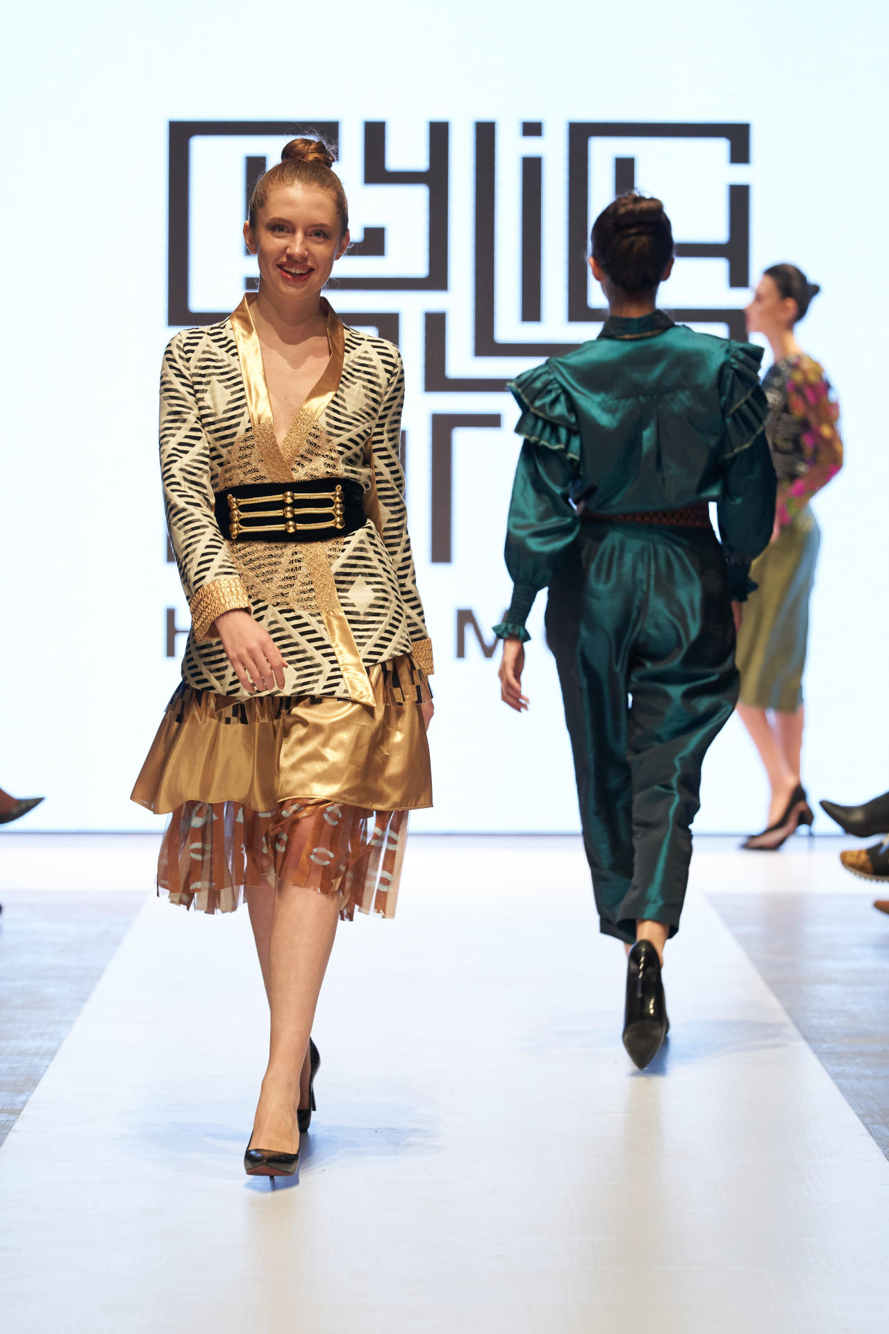 Юбилейный Azerbaijan Fashion Week – нарушение правил, загадки Африки, гламур Востока и Запада (ФОТО)