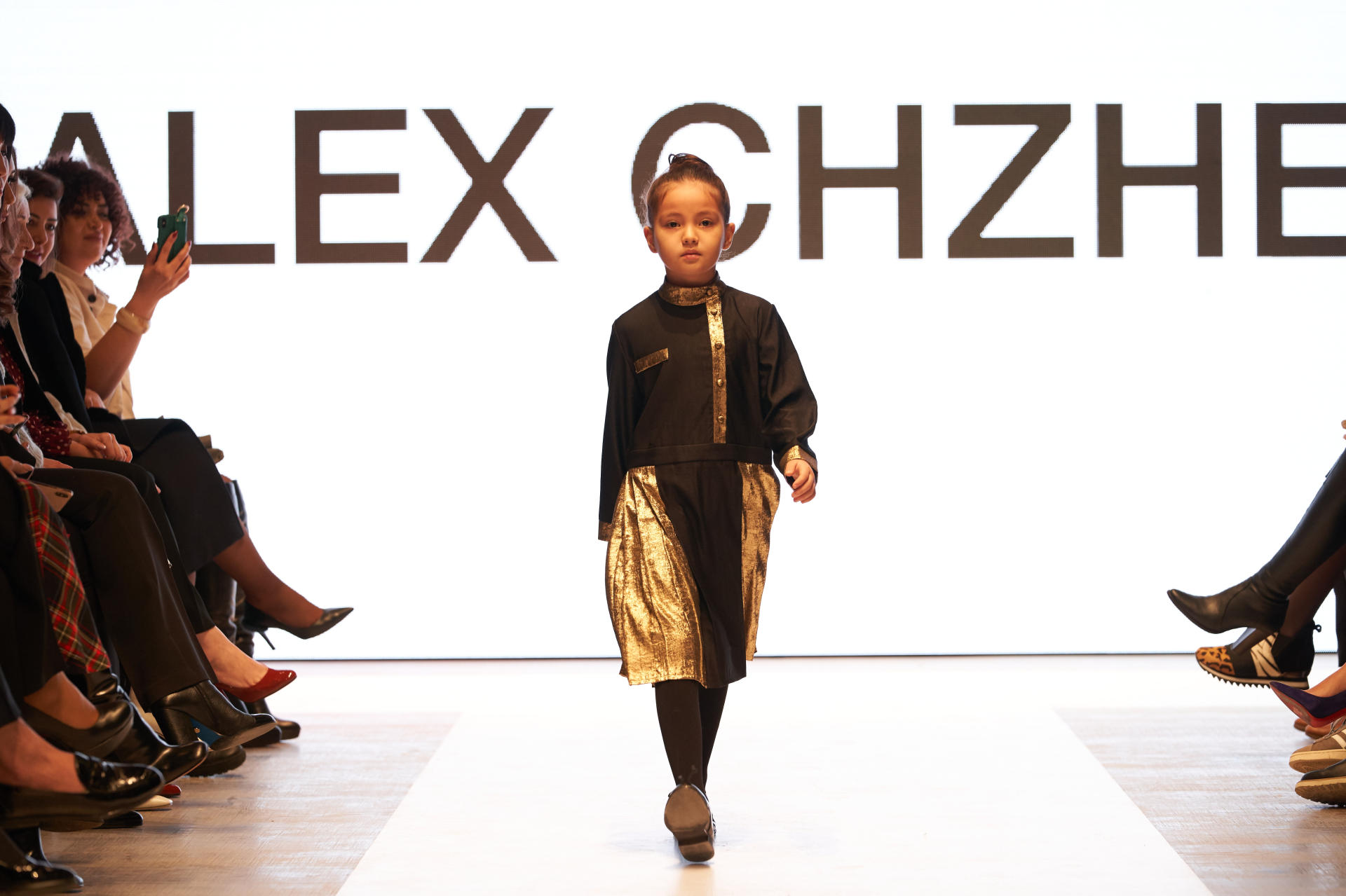 Юбилейный Azerbaijan Fashion Week – нарушение правил, загадки Африки, гламур Востока и Запада (ФОТО)