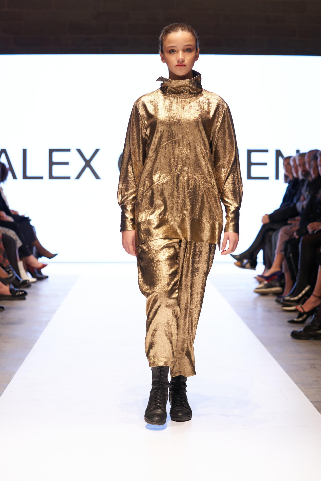 Юбилейный Azerbaijan Fashion Week – нарушение правил, загадки Африки, гламур Востока и Запада (ФОТО)