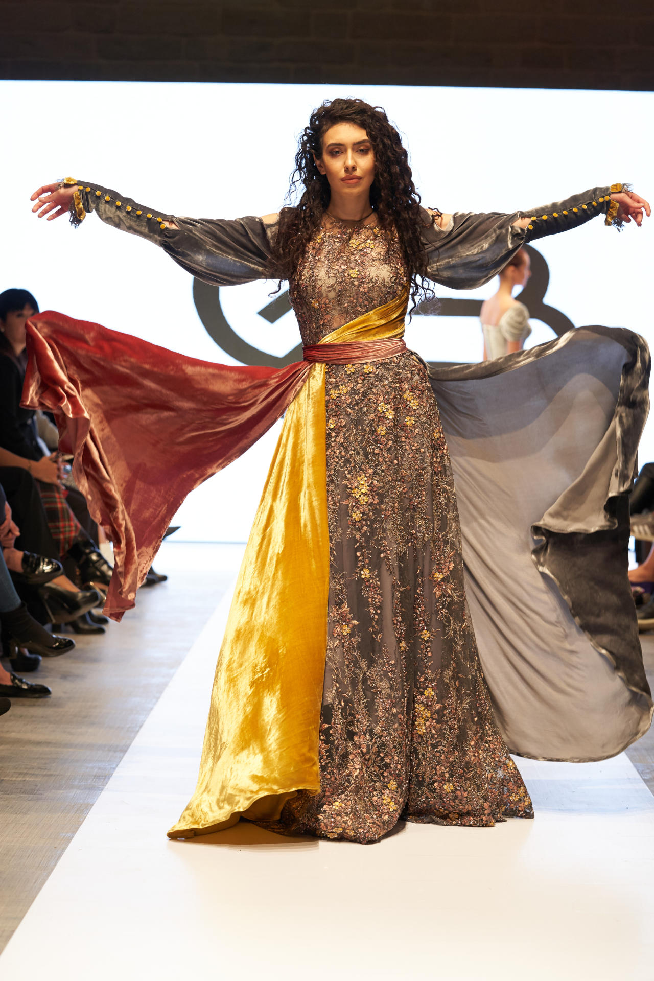 Юбилейный Azerbaijan Fashion Week – нарушение правил, загадки Африки, гламур Востока и Запада (ФОТО)