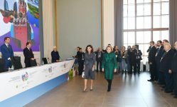 Первый вице-президент Мехрибан Алиева приняла участие в X азербайджано-российском межрегиональном форуме в Москве (ФОТО) (Версия 2)