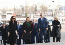 Состоялась церемония открытия павильона «Азербайджан», реконструированного на Выставке достижений народного хозяйства в Москве
В открытии приняла участие Первый вице-президент Мехрибан Алиева (ФОТО) (Версия 2)