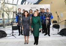 Состоялась церемония открытия павильона «Азербайджан», реконструированного на Выставке достижений народного хозяйства в Москве
В открытии приняла участие Первый вице-президент Мехрибан Алиева (ФОТО) (Версия 2)