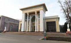 Состоялась церемония открытия павильона «Азербайджан», реконструированного на Выставке достижений народного хозяйства в Москве
В открытии приняла участие Первый вице-президент Мехрибан Алиева (ФОТО) (Версия 2)