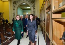 Состоялась церемония открытия павильона «Азербайджан», реконструированного на Выставке достижений народного хозяйства в Москве
В открытии приняла участие Первый вице-президент Мехрибан Алиева (ФОТО) (Версия 2)