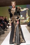 Королевская роскошь и богатые вечерние наряды  - второй день Azerbaijan Fashion Week (ФОТО)
