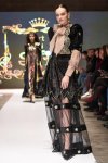 Королевская роскошь и богатые вечерние наряды  - второй день Azerbaijan Fashion Week (ФОТО)