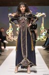 Королевская роскошь и богатые вечерние наряды  - второй день Azerbaijan Fashion Week (ФОТО)