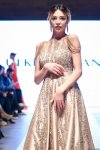 Королевская роскошь и богатые вечерние наряды  - второй день Azerbaijan Fashion Week (ФОТО)