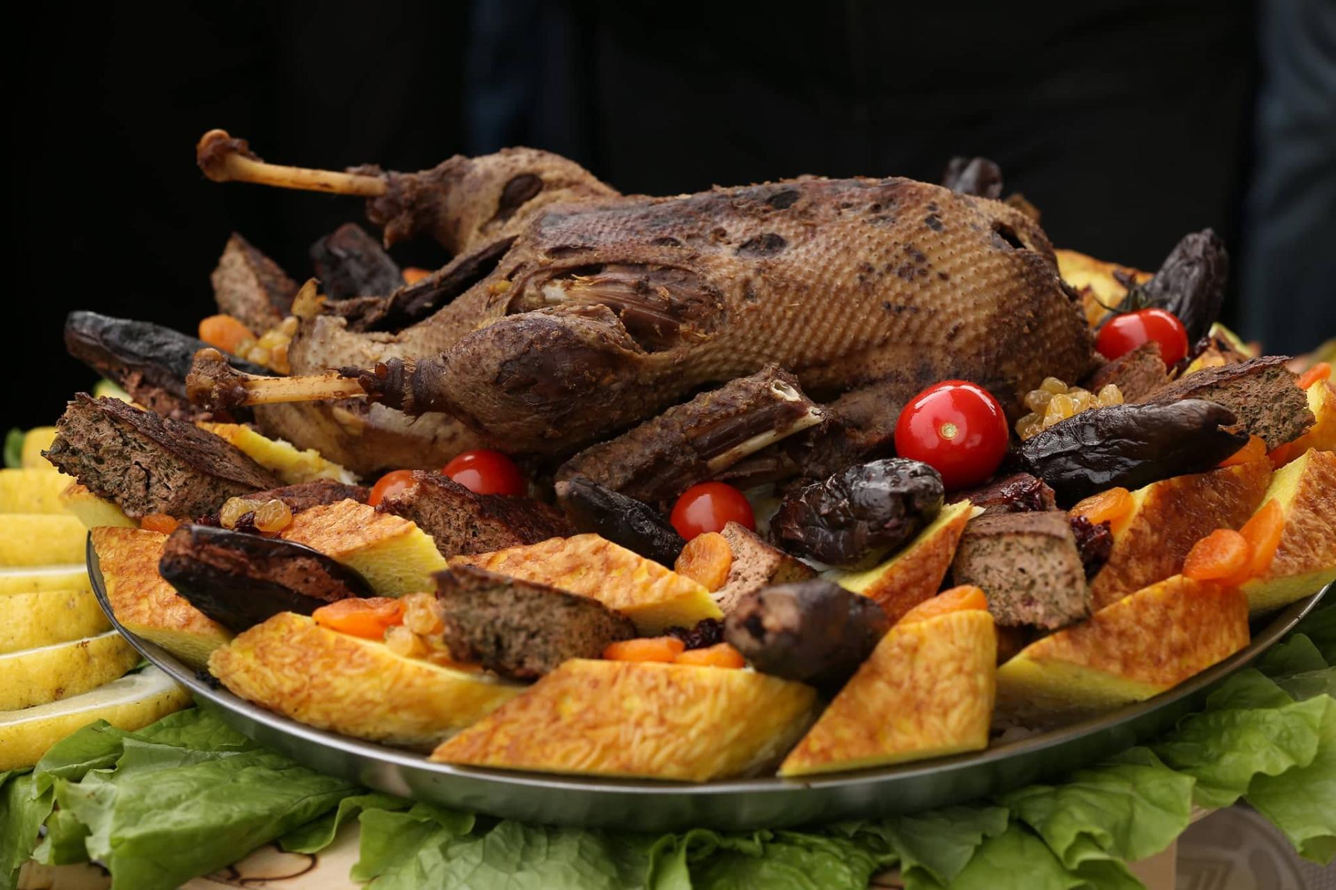 Вкуснейшее лявянги, ароматный чай  и 50 видов плова – большой фестиваль в Лянкяране (ФОТО)