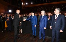 Президент Ильхам Алиев принял участие в церемонии, проходившей по случаю 100-летнего юбилея Бакинского государственного университета (ФОТО)