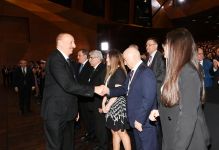 Президент Ильхам Алиев принял участие в церемонии, проходившей по случаю 100-летнего юбилея Бакинского государственного университета (ФОТО)