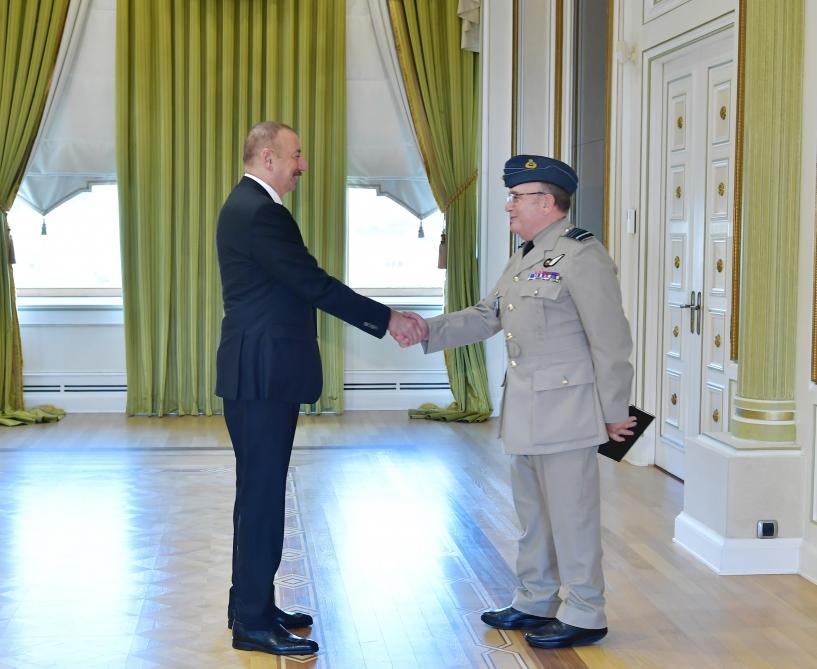 Президент Ильхам Алиев принял делегацию во главе с председателем Военного комитета НАТО (ФОТО)