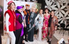 Впервые! Грандиозная презентация коллекции одежды из кялагаи Гюльнары Халиловой "Шелковое достояние" (ФОТО)