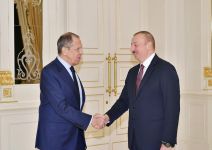 Президент Азербайджана Ильхам Алиев принял министра иностранных дел России (ФОТО)