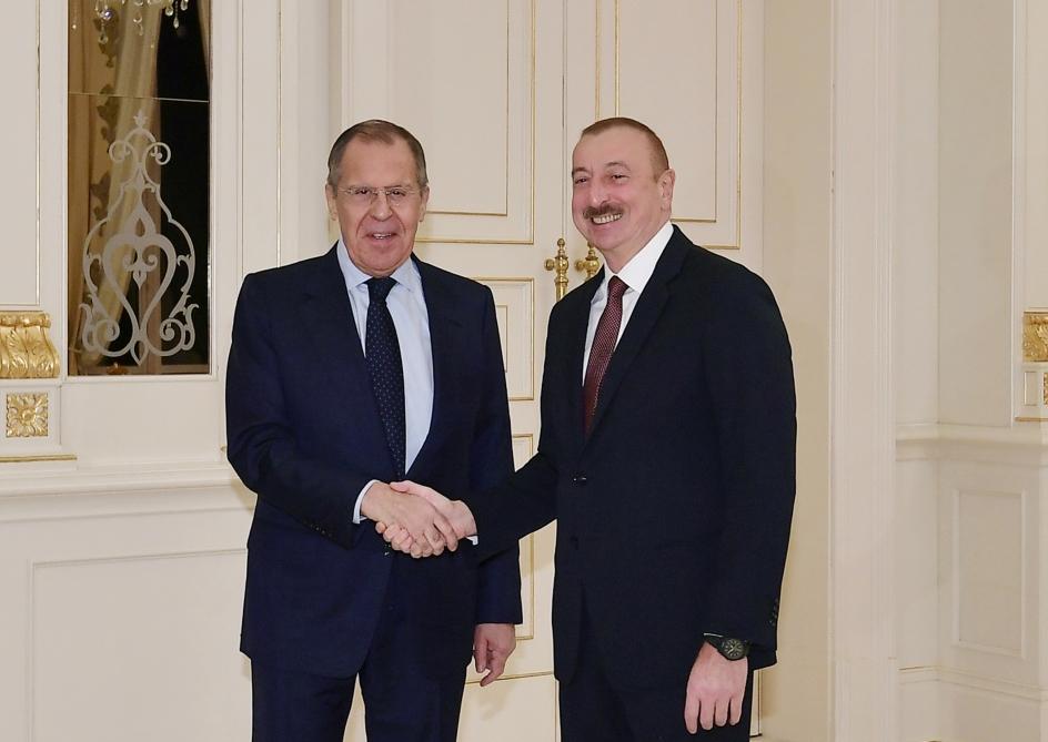 Президент Азербайджана Ильхам Алиев принял министра иностранных дел России (ФОТО)