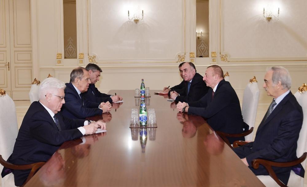 Президент Азербайджана Ильхам Алиев принял министра иностранных дел России (ФОТО)