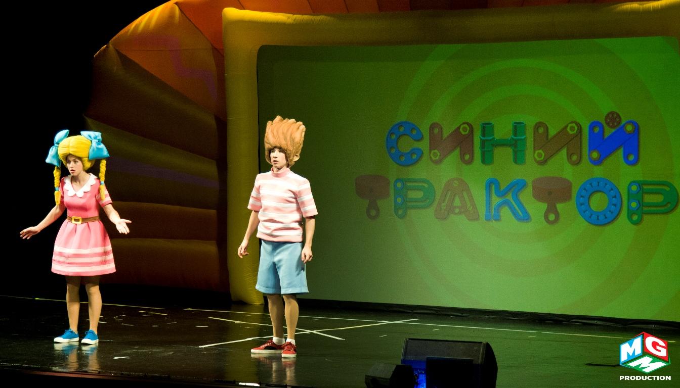 Невероятный интерес и восторг - "Синий трактор" в Баку (ФОТО)