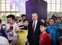 Президент Ильхам Алиев и Первая леди Мехрибан Алиева ознакомились с выставкой “Bakutel-2019” (ФОТО)