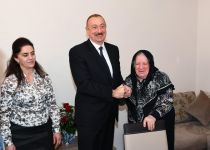 Президент Ильхам Алиев ознакомился с условиями в новом жилом доме для семей, пострадавших в результате землетрясения в Шамахинском районе (ФОТО) (версия 2)