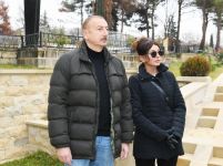 Президент Азербайджана Ильхам Алиев и Первая леди Мехрибан Алиева ознакомились с работами по благоустройству, проведенными вокруг усыпальницы Шаххандан в Шамахы (ФОТО)