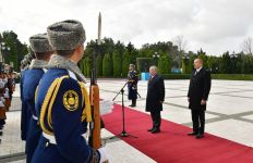 В Баку состоялась церемония официальной встречи короля Иордании (ФОТО)