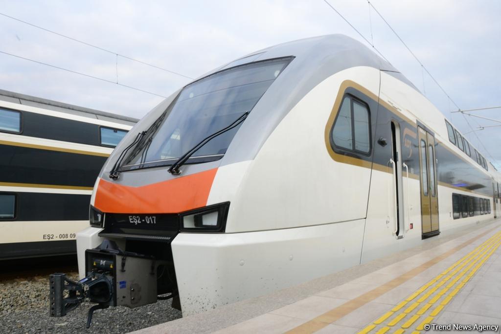 Azerbaijan Railways buys two new trains (PHOTO)
