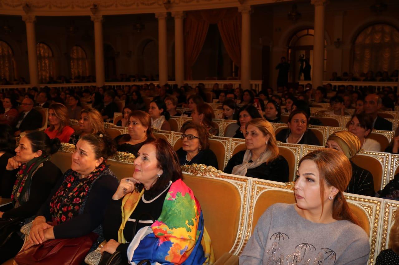 В Государственной филармонии прошел вечер, посвященный памяти общенационального лидера Гейдара Алиева (ФОТО)