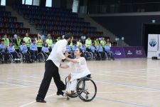Чемпионат Азербайджана по бочче - солнечные дети и танцы на колясках (ФОТО)