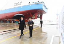 Президент Ильхам Алиев принял участие в сдаче в эксплуатацию первого танкера, построенного на Бакинском судостроительном заводе (ФОТО)