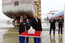 Президент Ильхам Алиев принял участие в сдаче в эксплуатацию первого танкера, построенного на Бакинском судостроительном заводе (ФОТО)