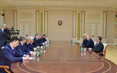 Президент Ильхам Алиев принял губернатора Астраханской области (ФОТО) (версия 2)