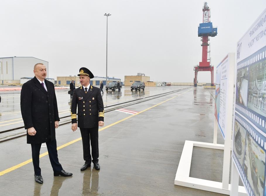Президент Ильхам Алиев принял участие в сдаче в эксплуатацию первого танкера, построенного на Бакинском судостроительном заводе (ФОТО)