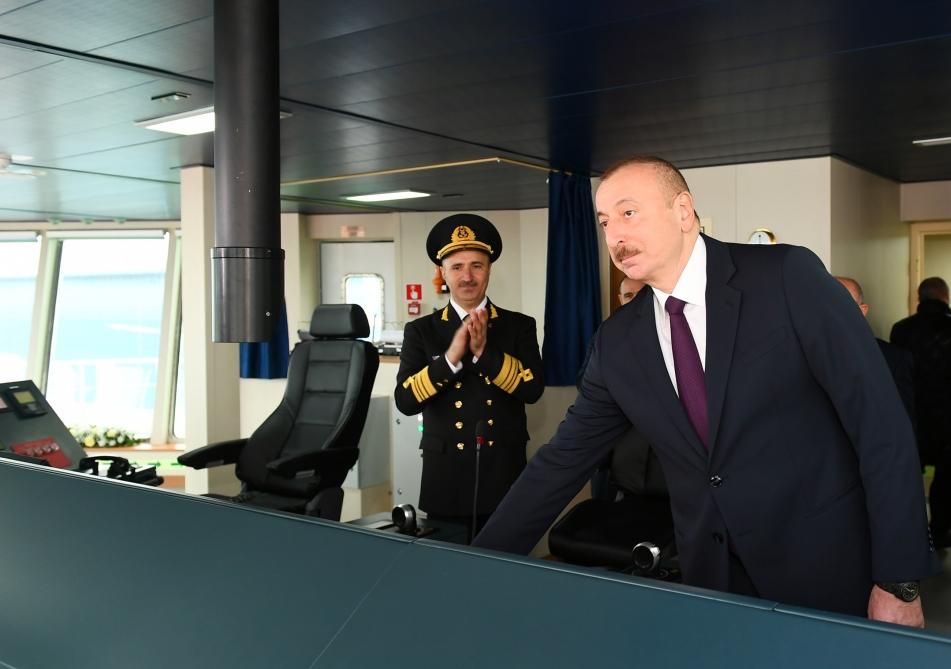 Президент Ильхам Алиев принял участие в сдаче в эксплуатацию первого танкера, построенного на Бакинском судостроительном заводе (ФОТО)