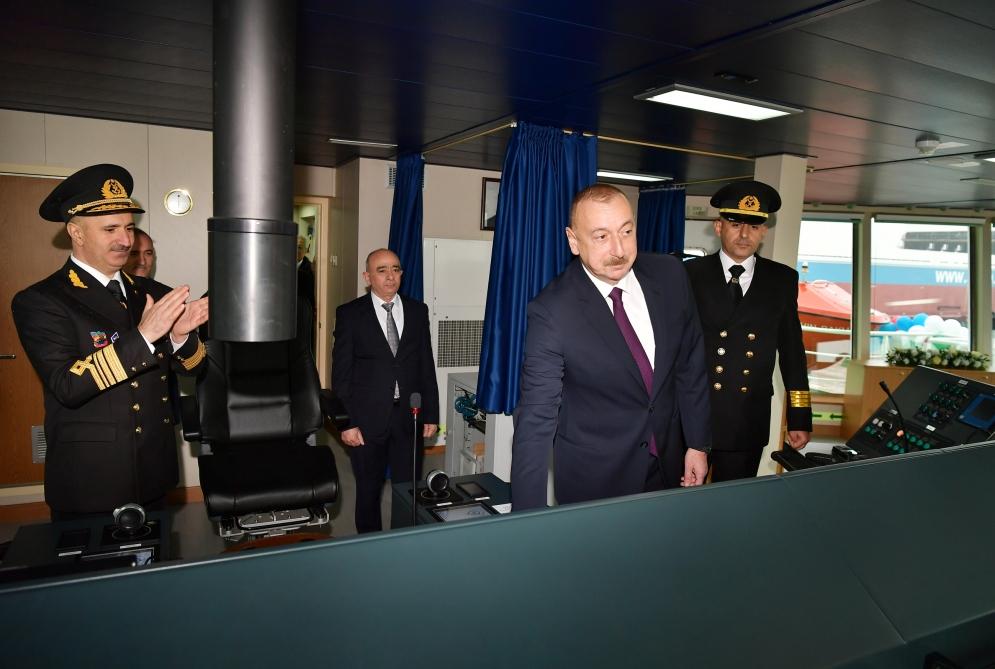 Президент Ильхам Алиев принял участие в сдаче в эксплуатацию первого танкера, построенного на Бакинском судостроительном заводе (ФОТО)