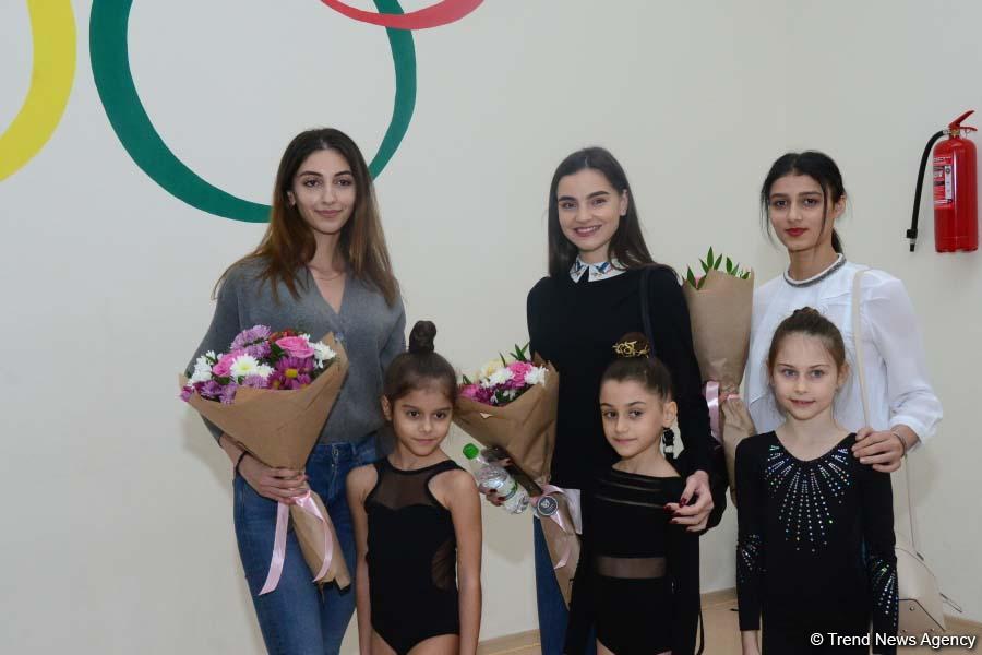 Члены национальной сборной Азербайджана по художественной гимнастике встретились с юными спортсменками (ФОТО)