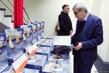 Xalq Bank провел торжественную презентацию красочного сборника о выдающемся мастере Таги Тагиеве (ФОТО)