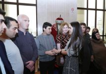 Вице-президент Фонда Гейдара Алиева Лейла Алиева приняла участие на премьере спектакля «Клятва» (ФОТО) (версия 2)
