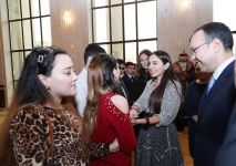 Вице-президент Фонда Гейдара Алиева Лейла Алиева приняла участие на премьере спектакля «Клятва» (ФОТО) (версия 2)