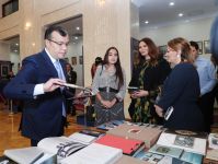 Вице-президент Фонда Гейдара Алиева Лейла Алиева приняла участие на премьере спектакля «Клятва» (ФОТО) (версия 2)