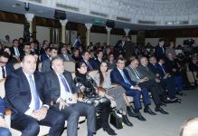 Вице-президент Фонда Гейдара Алиева Лейла Алиева приняла участие на премьере спектакля «Клятва» (ФОТО) (версия 2)