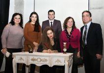 Немного бакинского солнца в холодной воде Каспия - душевный перформанс … (ВИДЕО, ФОТО)