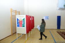 Azerbaijani citizens voting in municipal elections (PHOTO)