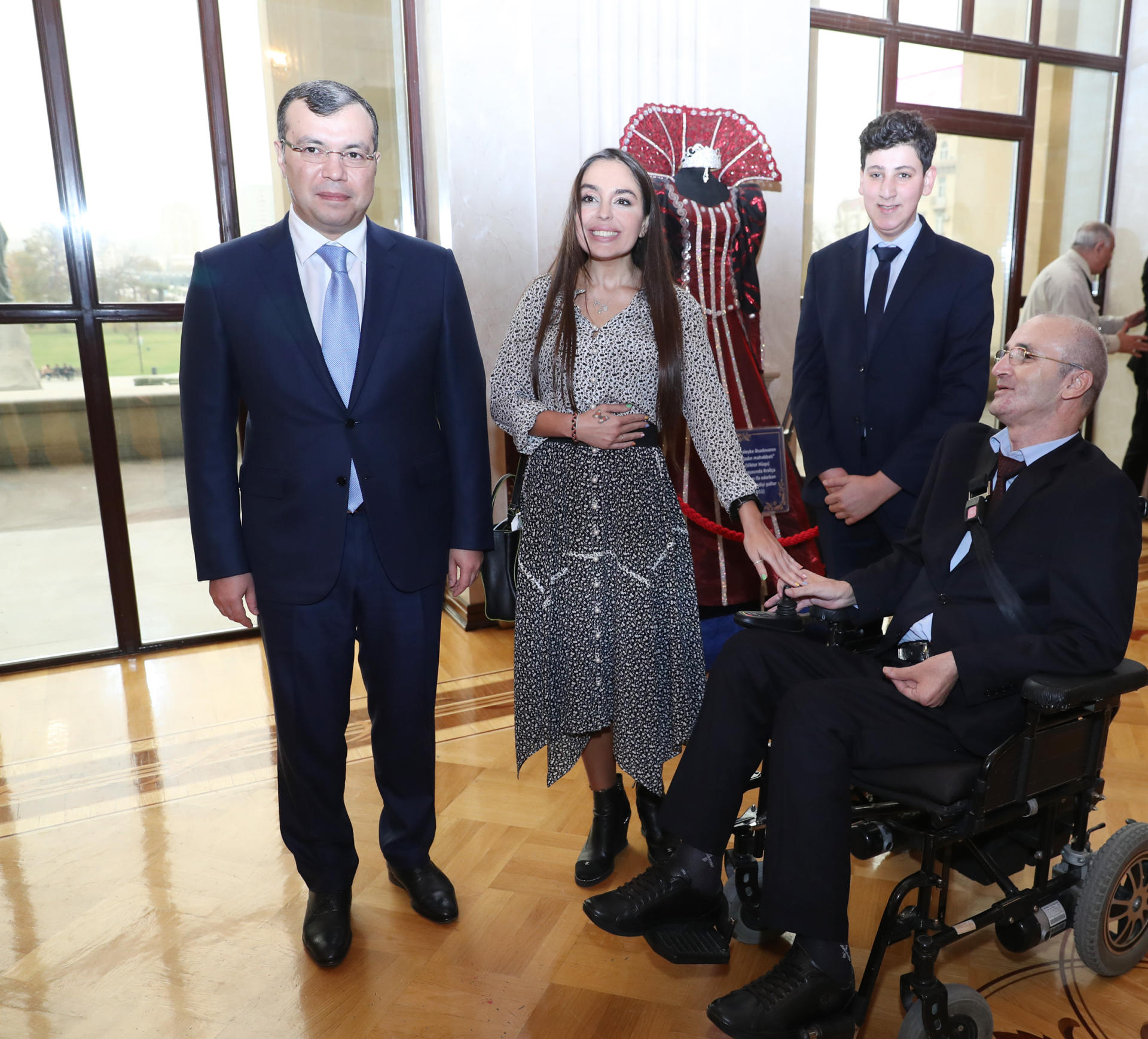 Вице-президент Фонда Гейдара Алиева Лейла Алиева приняла участие на премьере спектакля «Клятва» (ФОТО) (версия 2)