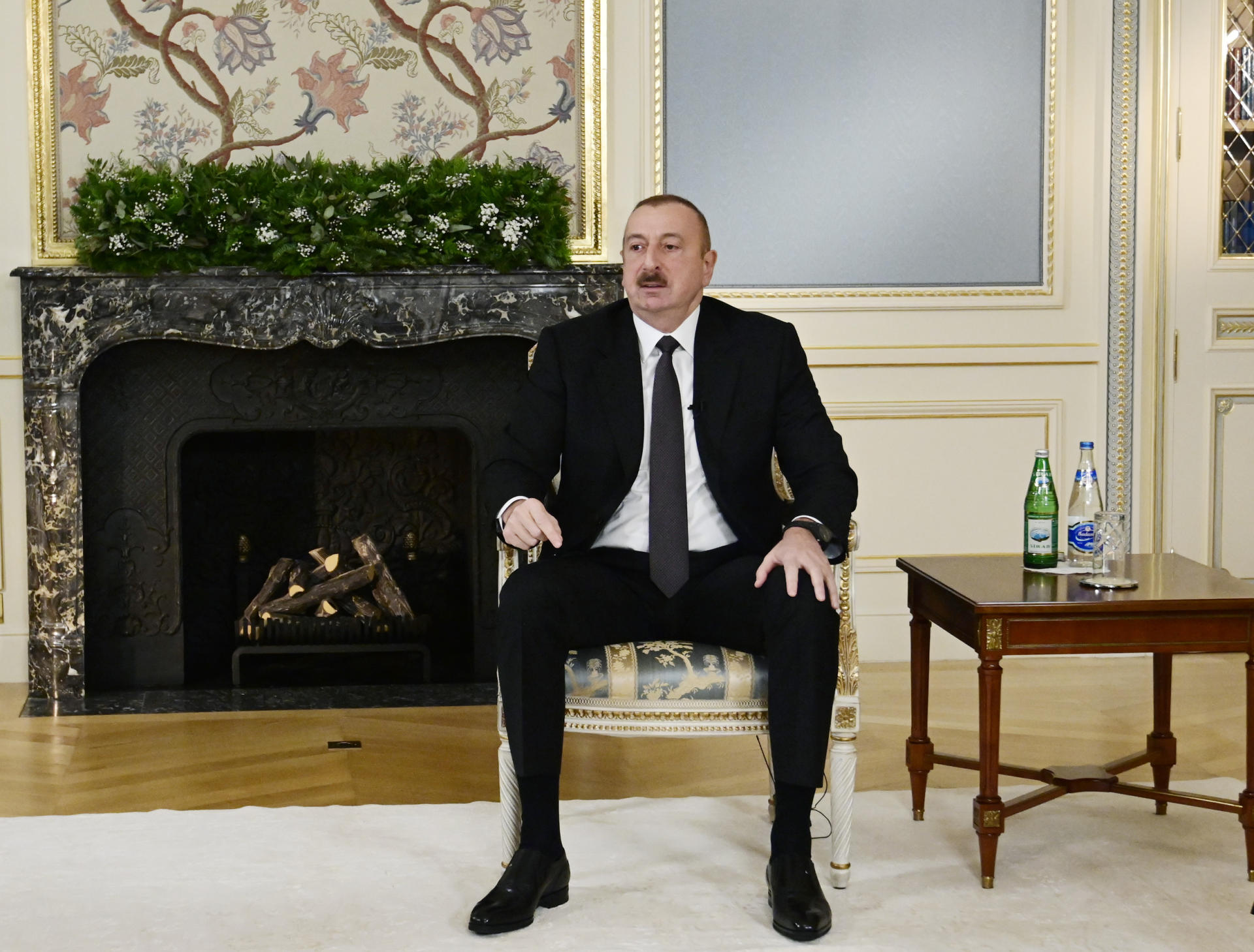 Президент Ильхам Алиев дал подробное интервью местным журналистам в связи с итогами года (ВИДЕО, ФОТО)