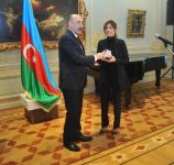 Азербайджанским звездам и деятелям культуры вручены государственные награды (ФОТО)